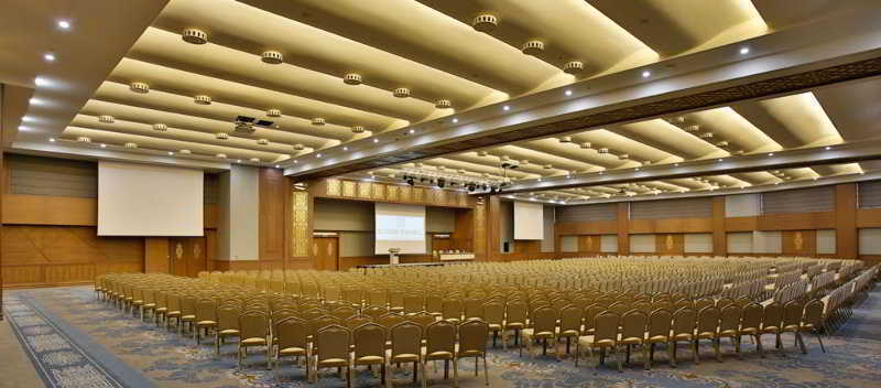 Doubletree By Hilton Istanbul Atasehir Hotel & Conference Centre Extérieur photo