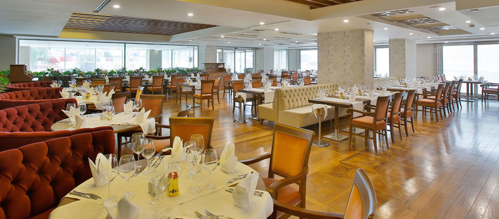 Doubletree By Hilton Istanbul Atasehir Hotel & Conference Centre Extérieur photo