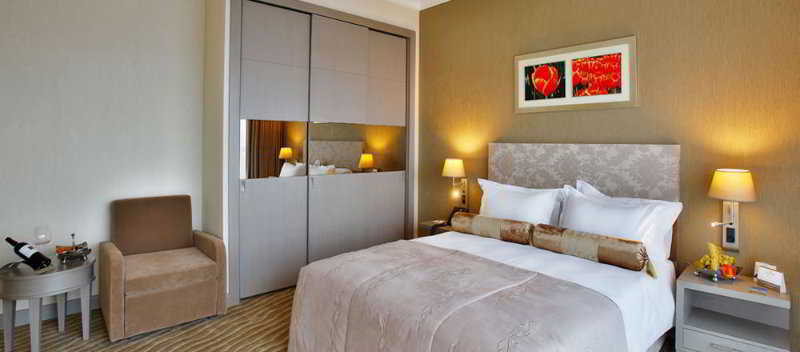 Doubletree By Hilton Istanbul Atasehir Hotel & Conference Centre Extérieur photo