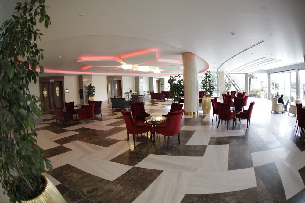 Doubletree By Hilton Istanbul Atasehir Hotel & Conference Centre Extérieur photo