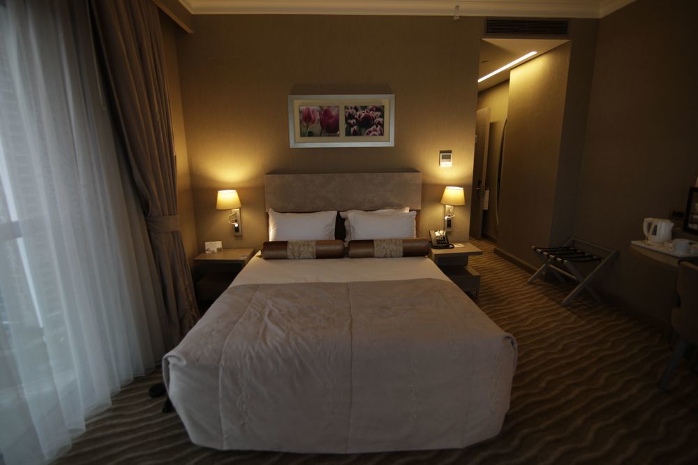 Doubletree By Hilton Istanbul Atasehir Hotel & Conference Centre Extérieur photo