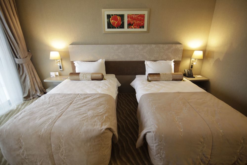 Doubletree By Hilton Istanbul Atasehir Hotel & Conference Centre Extérieur photo